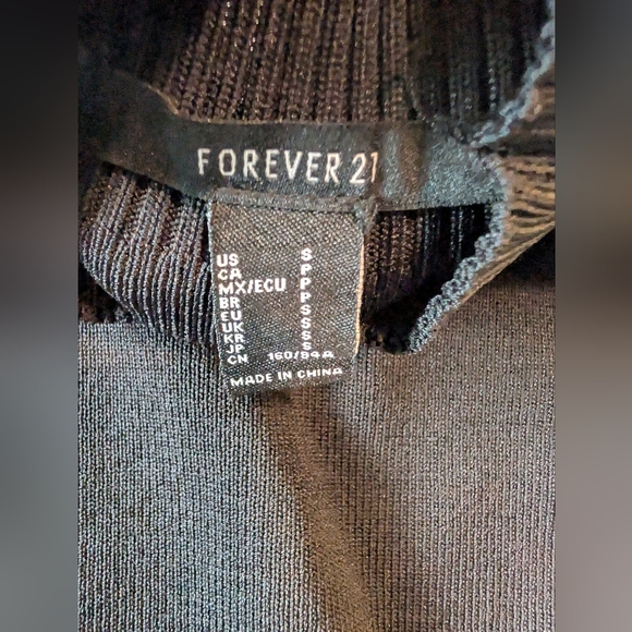 Black Ribbed Knit Backless Alt Fashion Long Sleeve Edgy Goth Sweater Top Size S - Picture 6 of 12